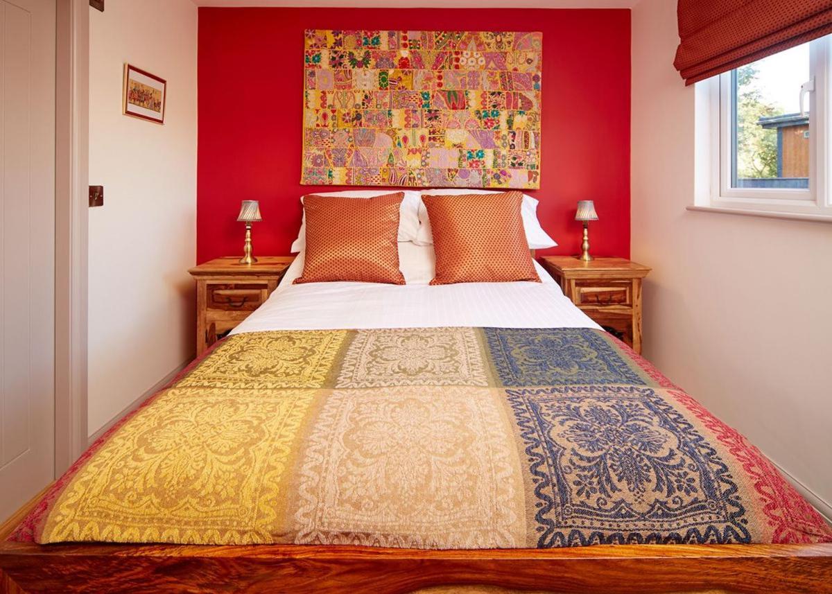 North Star Sanctum Hotel Garton Esterno foto