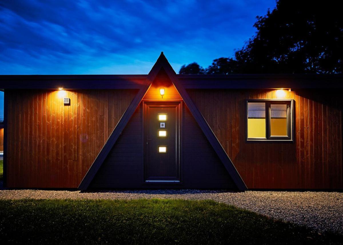 North Star Sanctum Hotel Garton Esterno foto